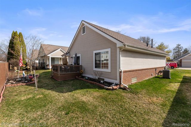 31873 Tall Pines Court, Roseville, MI 48066