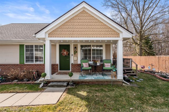 31873 Tall Pines Court, Roseville, MI 48066