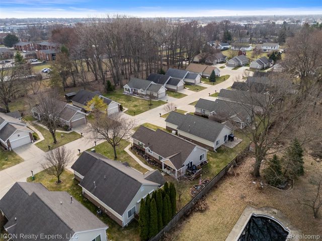 31873 Tall Pines Court, Roseville, MI 48066