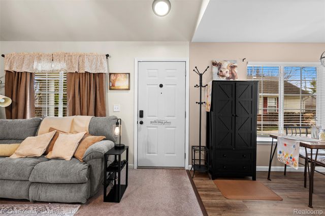 31873 Tall Pines Court, Roseville, MI 48066