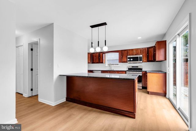 610 BAYVIEW AVENUE, Union Beach, NJ 07735