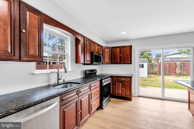 610 BAYVIEW AVENUE, Union Beach, NJ 07735
