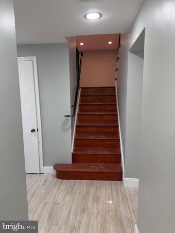 1230 SUSQUEHANNA RD, Jenkintown, PA 19046