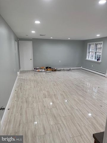 1230 SUSQUEHANNA RD, Jenkintown, PA 19046