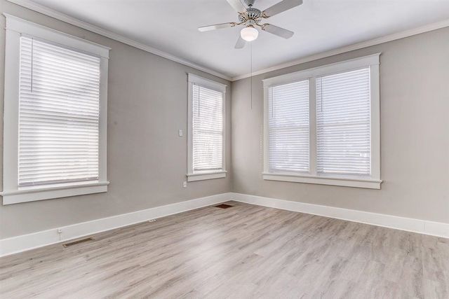 216 N MCNEIL ST, Memphis, TN 38112