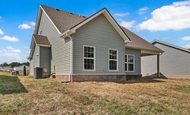 1123 Mourning Cloak Dr, Clarksville, TN 37043