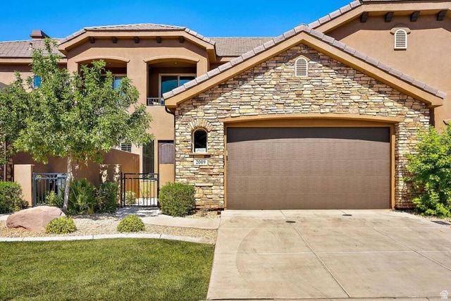 2009 N CORAL RIDGE DR, Washington, UT 84780