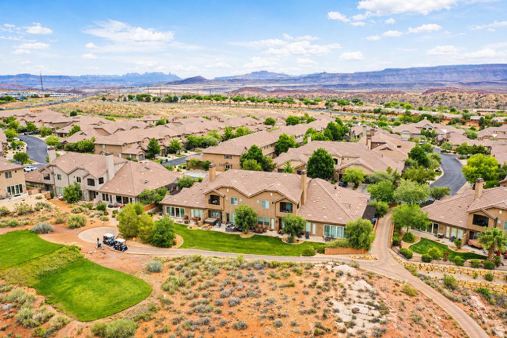 2009 N CORAL RIDGE DR, Washington, UT 84780
