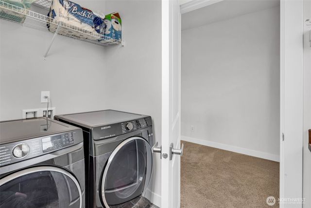 1705 NE Falls Dr, Issaquah, WA 98029