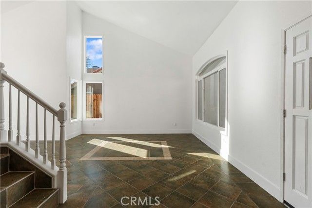 6107 Cartagena Avenue, Bakersfield, CA 93313