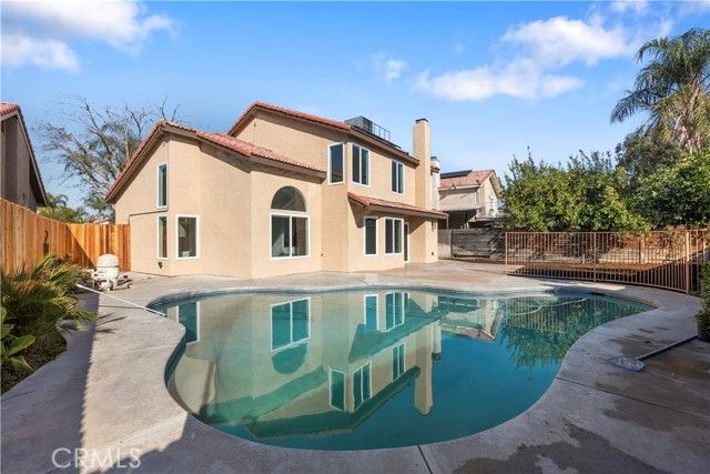 6107 Cartagena Avenue, Bakersfield, CA 93313