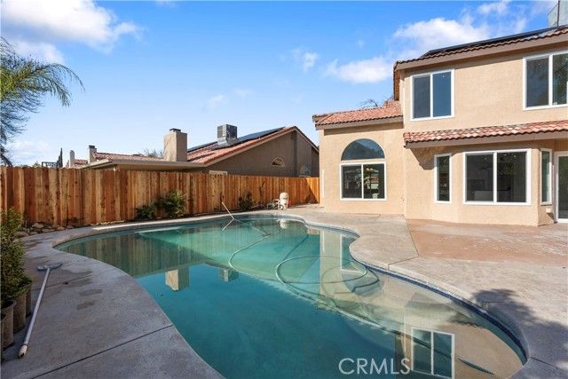 6107 Cartagena Avenue, Bakersfield, CA 93313