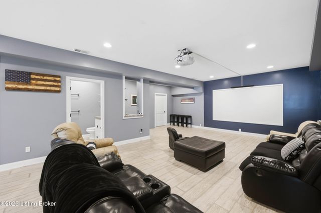 356 Elk Chase Dr, Taylorsville, KY 40071