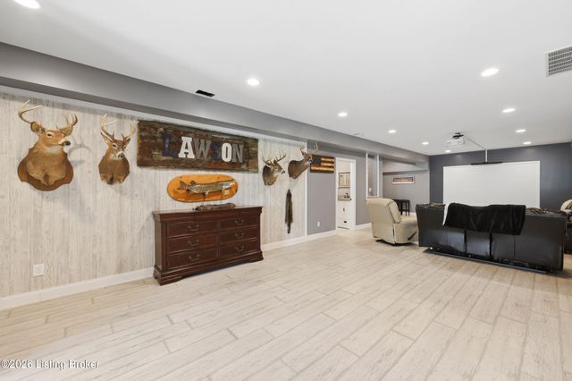 356 Elk Chase Dr, Taylorsville, KY 40071