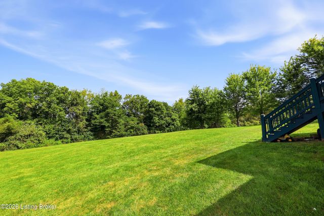 356 Elk Chase Dr, Taylorsville, KY 40071