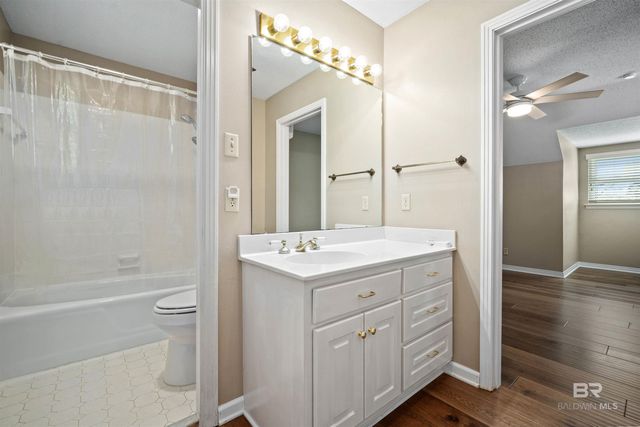 5716 Fairwood Drive, Mobile, AL 36609