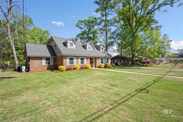 5716 Fairwood Drive, Mobile, AL 36609