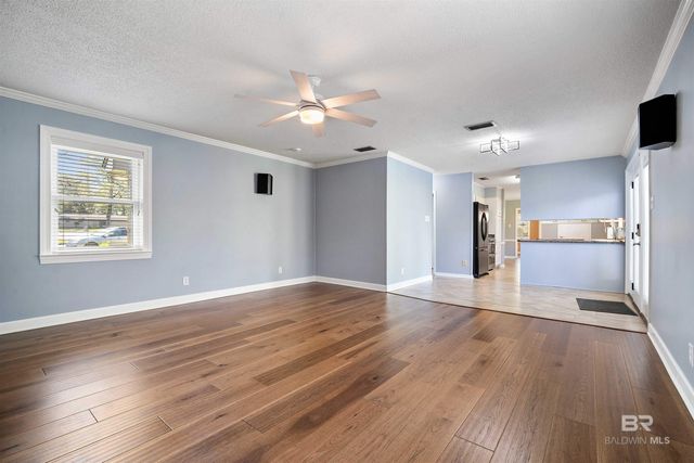 5716 Fairwood Drive, Mobile, AL 36609