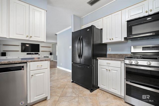 5716 Fairwood Drive, Mobile, AL 36609