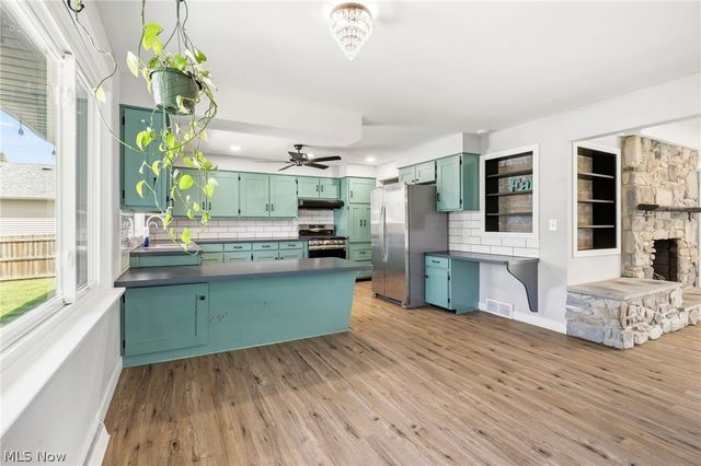 11351 Wilhurst Avenue NE, Hartville, OH 44632