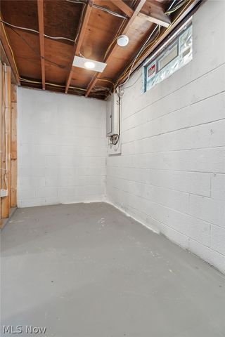 11351 Wilhurst Avenue NE, Hartville, OH 44632