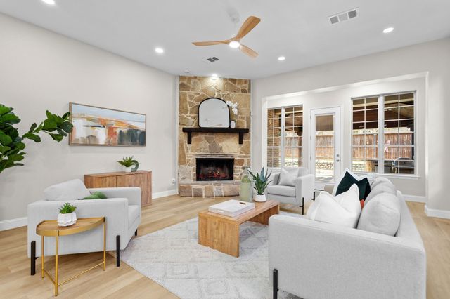 8505 Bayberry Avenue, Lantana, TX 76226