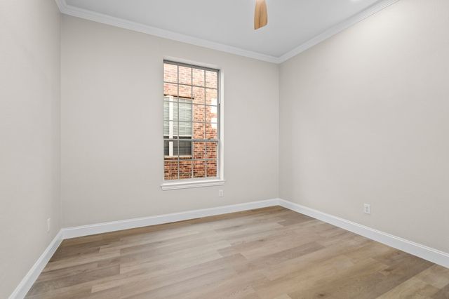 8505 Bayberry Avenue, Lantana, TX 76226