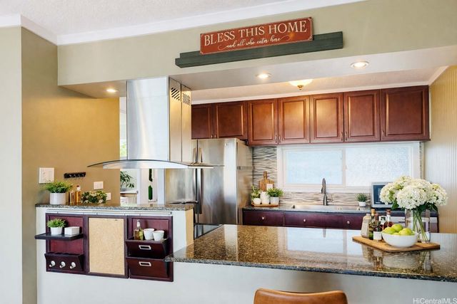 92-747 Makakilo Drive 37, Kapolei, HI 96707