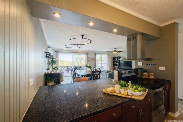 92-747 Makakilo Drive 37, Kapolei, HI 96707