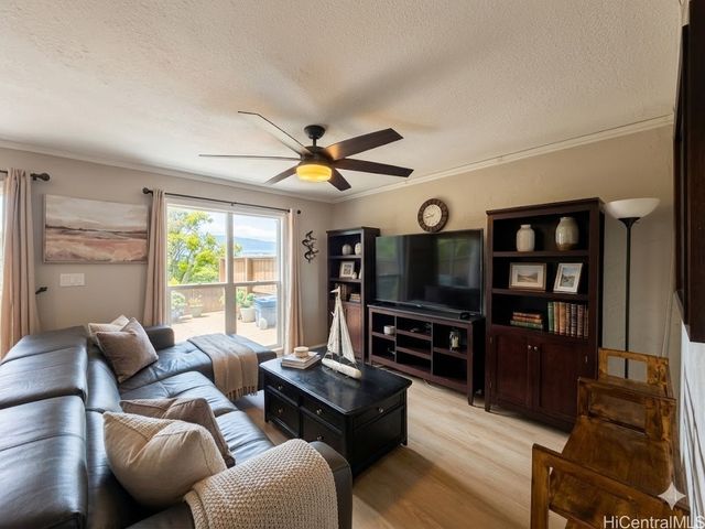 92-747 Makakilo Drive 37, Kapolei, HI 96707