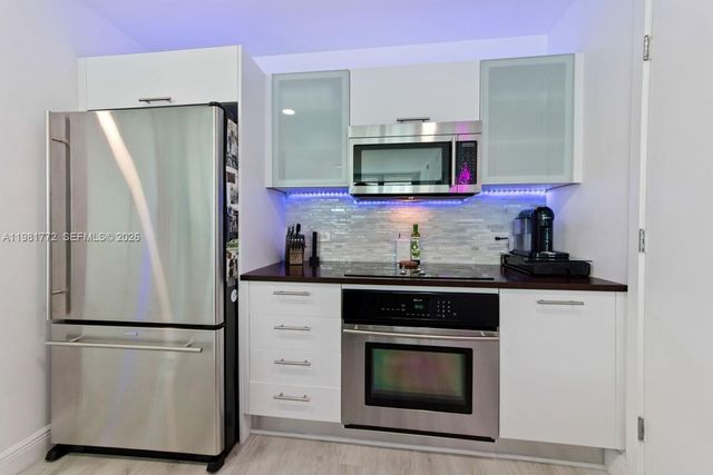 3301 NE 1st Ave H1110, Miami, FL 33137