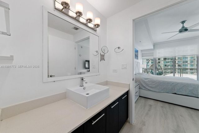 3301 NE 1st Ave H1110, Miami, FL 33137