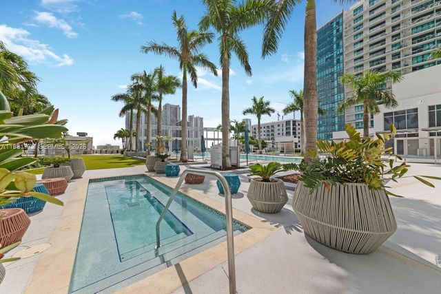 3301 NE 1st Ave H1110, Miami, FL 33137