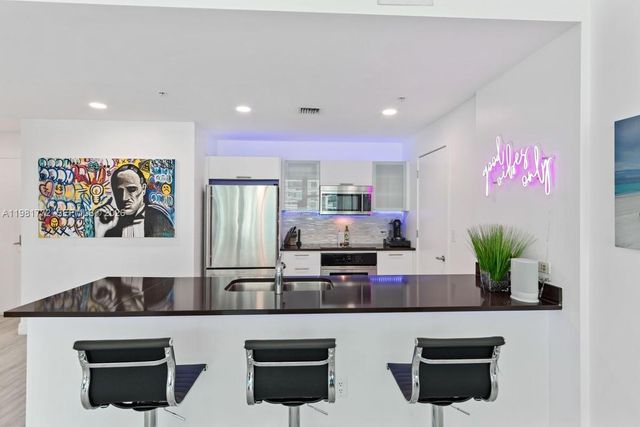 3301 NE 1st Ave H1110, Miami, FL 33137