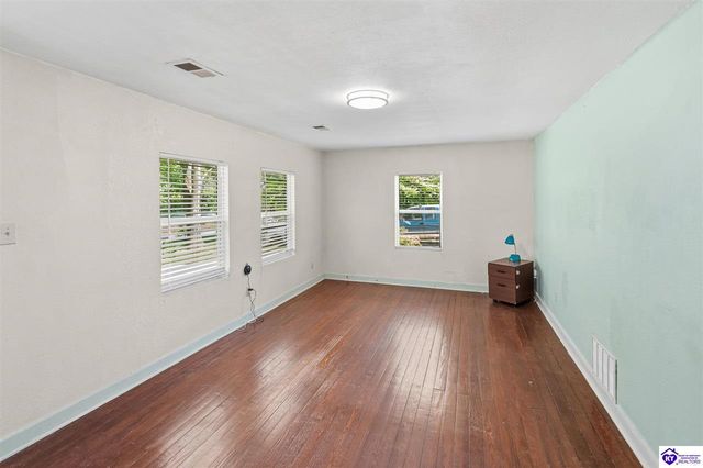 2349 New Glendale Road, Elizabethtown, KY 42701