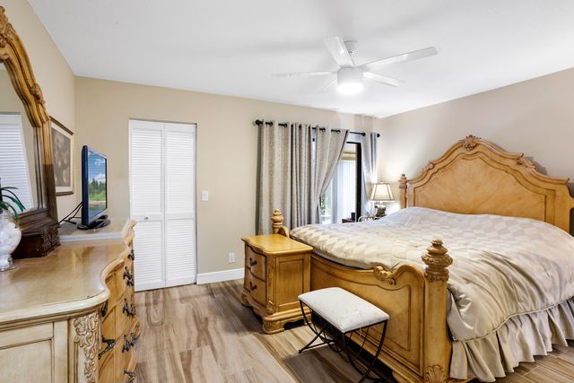 2641 Gately Drive W 2902, West Palm Beach, FL 33415