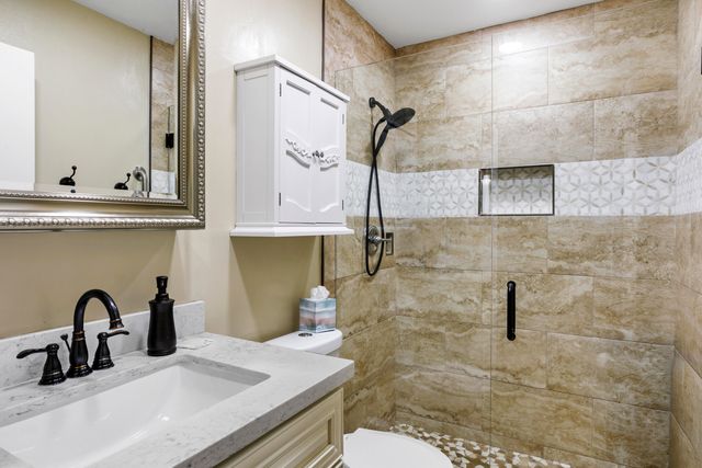 2641 Gately Drive W 2902, West Palm Beach, FL 33415