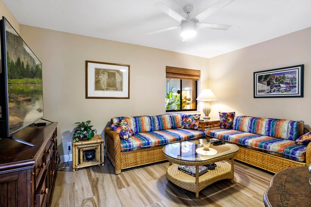 2641 Gately Drive W 2902, West Palm Beach, FL 33415