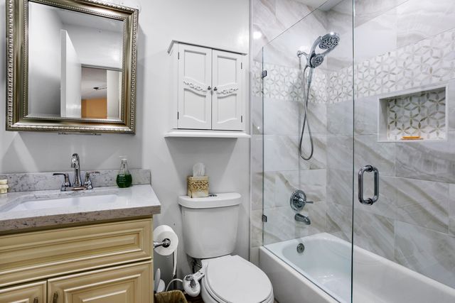 2641 Gately Drive W 2902, West Palm Beach, FL 33415