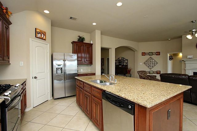 14822 Yellow Begonia Drive, Cypress, TX 77433