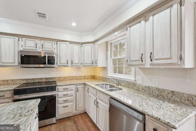 5618 Brookstone Drive NW, Acworth, GA 30101