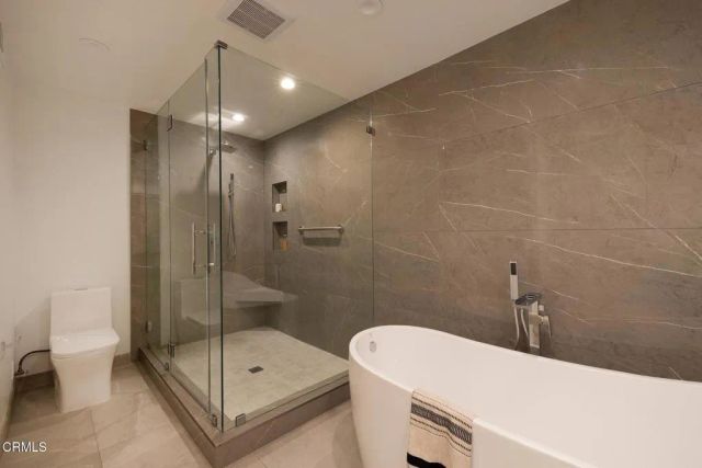 885 S Orange Grove Boulevard 23, Pasadena, CA 91105