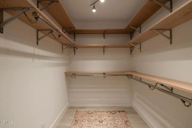 885 S Orange Grove Boulevard 23, Pasadena, CA 91105