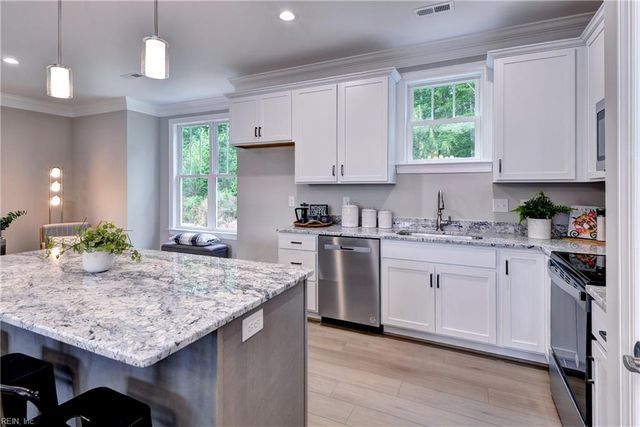 5323 Salzman ST, Williamsburg, VA 23188