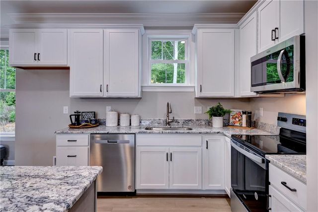 5323 Salzman ST, Williamsburg, VA 23188