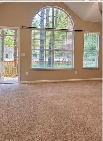 14 Legend Hollow Court, Spring, TX 77382