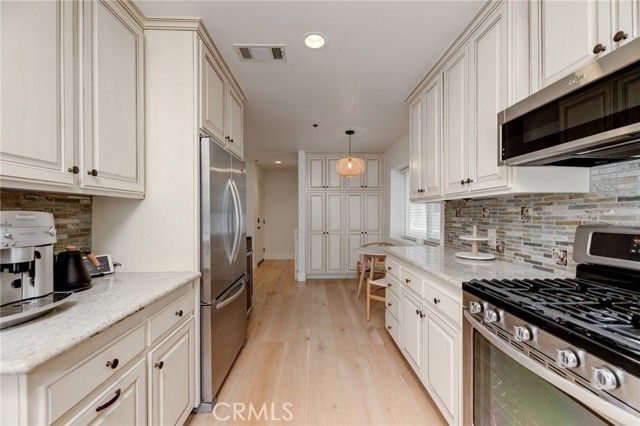 1924 Ruhland Avenue B, Redondo Beach, CA 90278