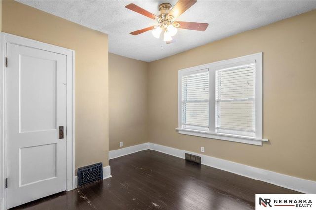 3528 Madison Street, Omaha, NE 68107