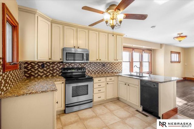 3528 Madison Street, Omaha, NE 68107