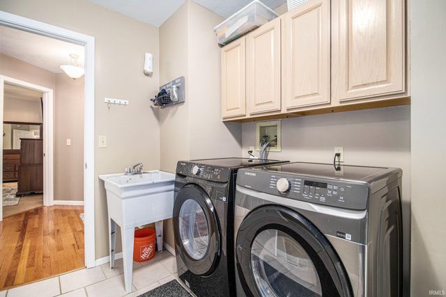 52123 Evard Drive, Granger, IN 46530